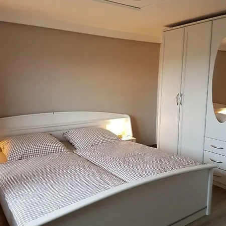 Ferienwohnung Eifelliebe Apartment *